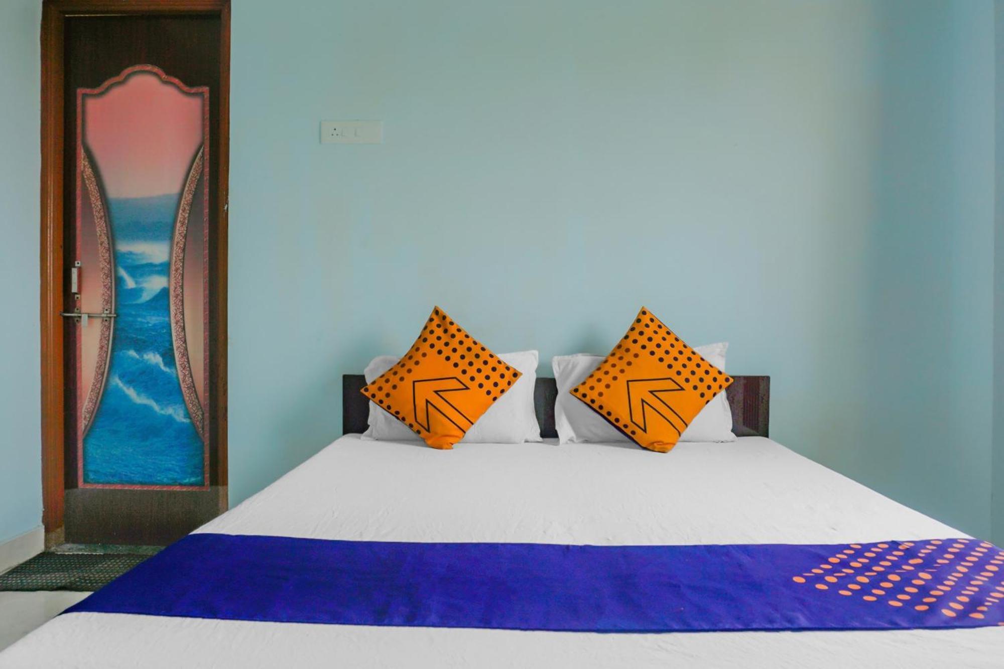 Spot On 79676 Hote Kinara Lodging And Restaurant Daund Dış mekan fotoğraf