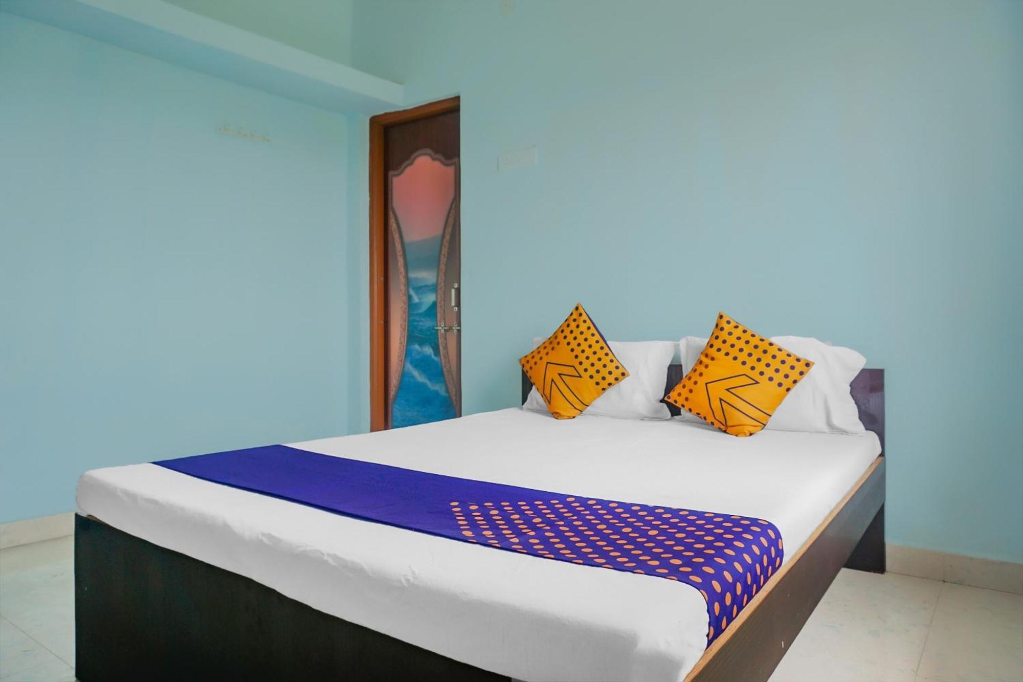 Spot On 79676 Hote Kinara Lodging And Restaurant Daund Dış mekan fotoğraf
